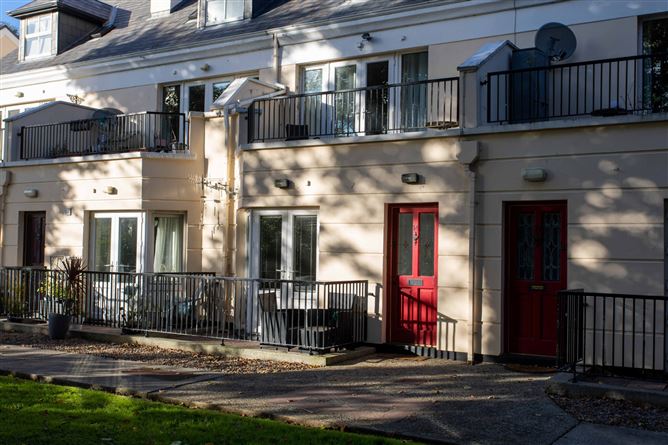 14 CLOUNALOUR CLOSE, OAKPARK, TRALEE