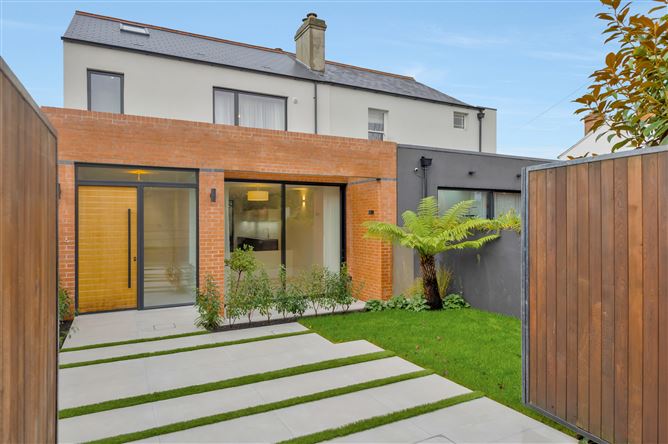 Shandon Mews, Phibsborough, Dublin 7
