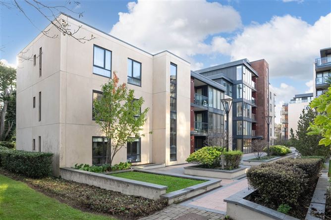 36 THE QUARTZ, THE GRANGE, BREWERY RD
