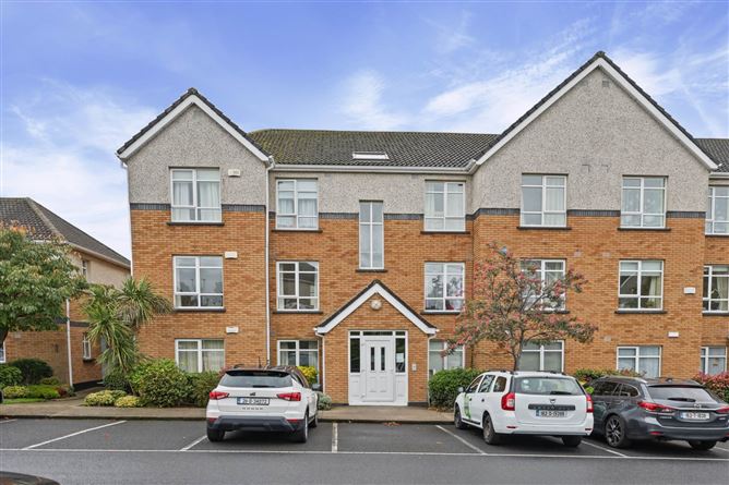 80 Parklands Court, Ballycullen, Dublin 24